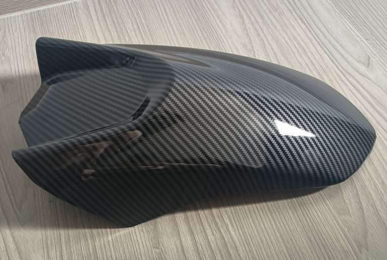 Carbon frontfender Aerox V1-V2 Brand New