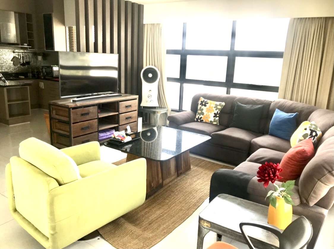 Rent 2 beds 3 baths ,nd floor 7 from 7 storey of building Downtown Asoke Sukhumvit soi 16