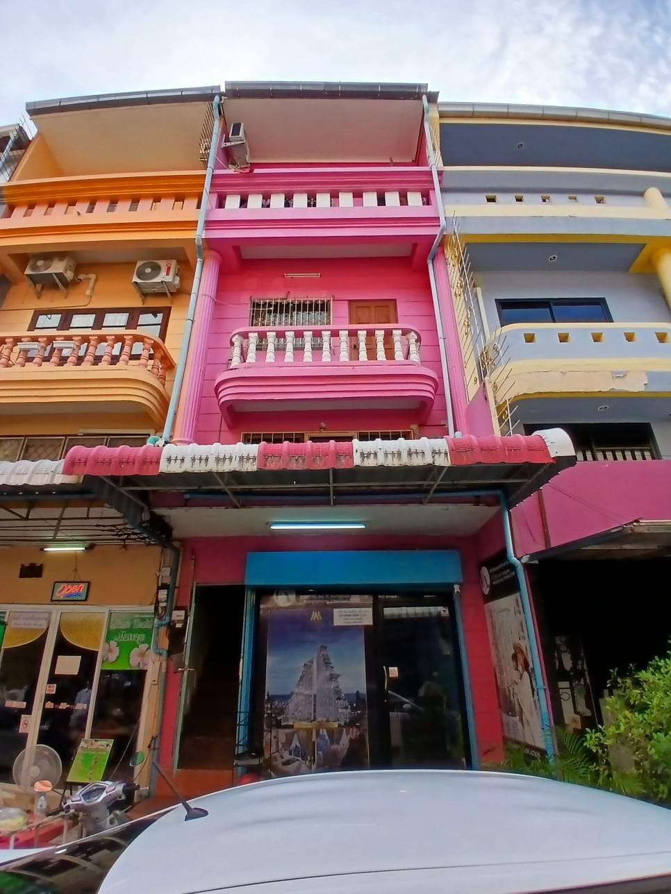 Fully Furnished 1 Bedroom House for Rent Near Walking Street, Pattaya