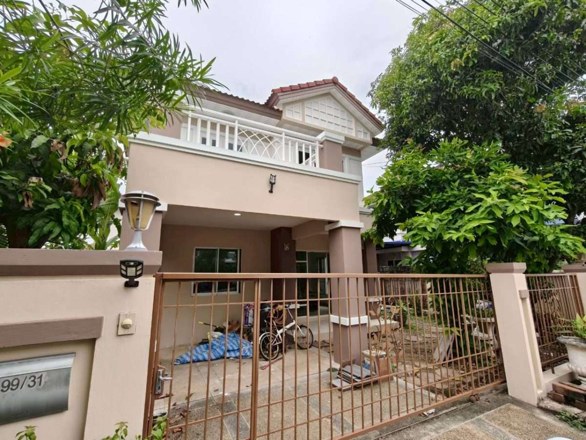 บ้านเดี่ยว หมู่บ้านเพอร์เฟคพาร์ค รัตนาธิเบศร์ ซอยไทรม้า ใกล้สถานที่อำนวยความสะดวก 50 ตร.ว. ราคาเหมือนทาวน์เฮ้าส์