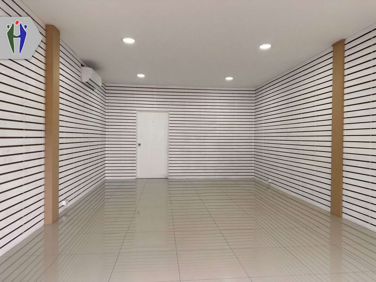 Commercial buildings For rent Soi. Khaomakok Chaiyapruk Pattaya — photo 2
