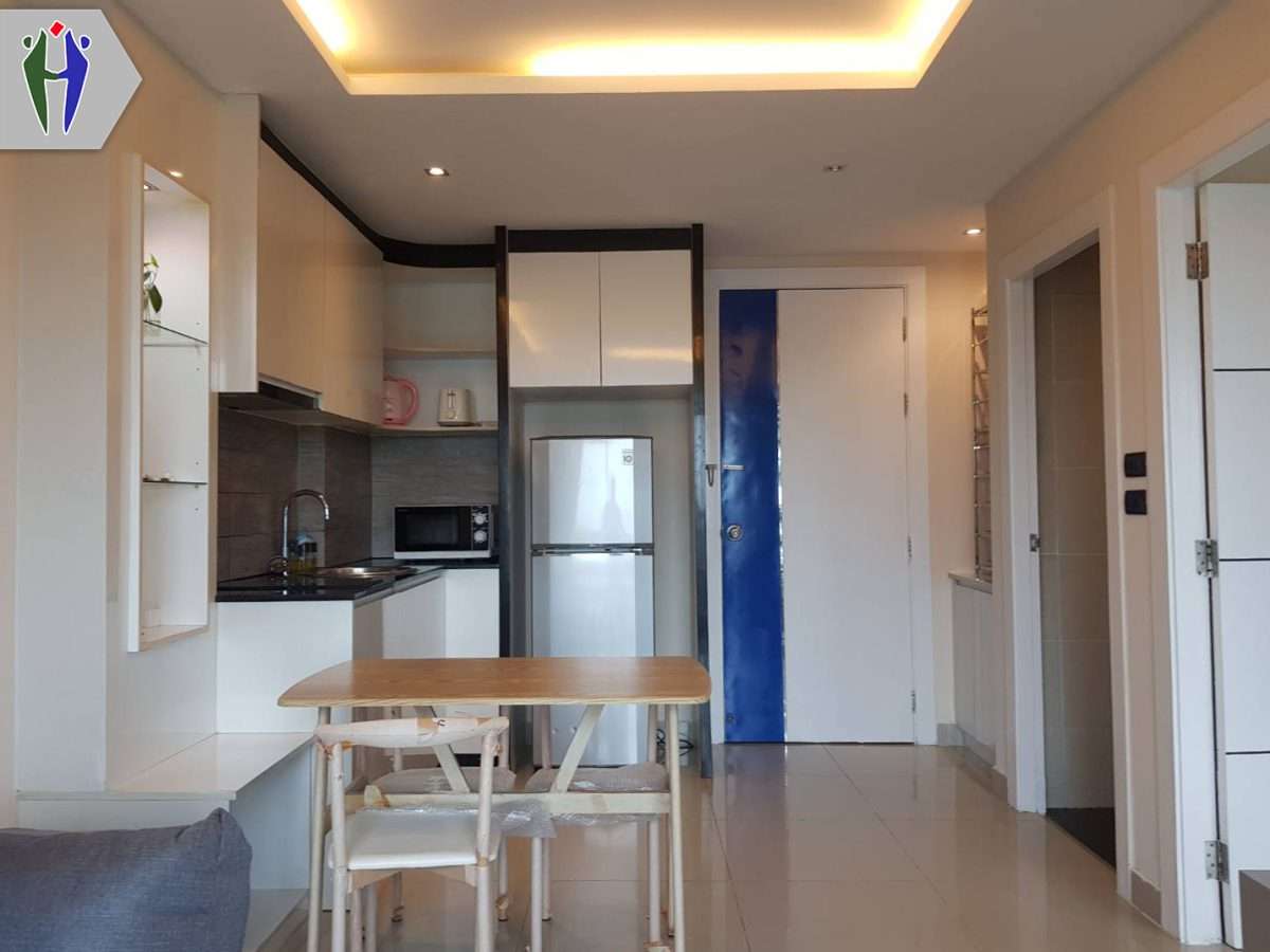 Condo for Rent 9,500 baht  European Kitchen