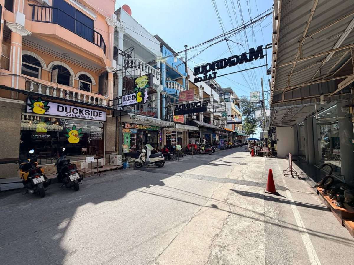 photo 2569 02 25 12 02 08