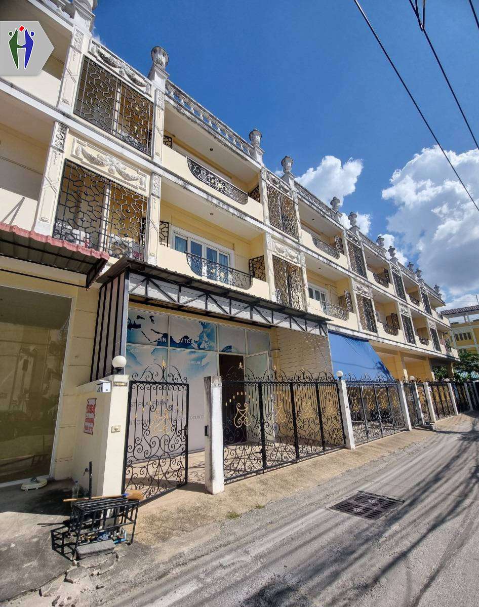 Commercial Building For Rent on South Pattaya 3rd Road, Good for make business Ready to move in!