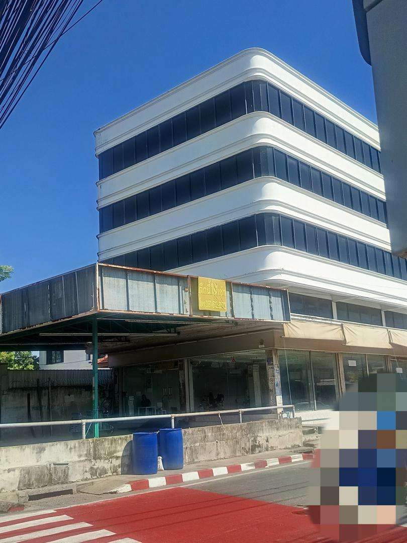 Rent Warehouse closed road and show room near Suan Luang Rama IX Park. at Prawet ให้เช่าโกดังหรือโชว์รูมสินค้า อาคารติดถนน ประเวศ