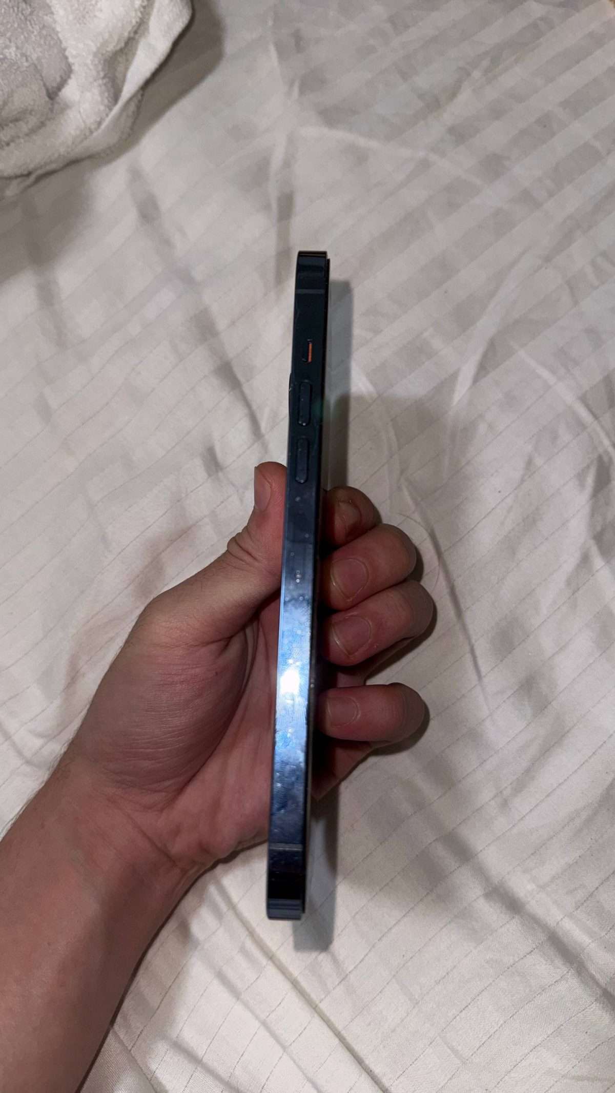 iPhone 13 Pro Max — photo 2