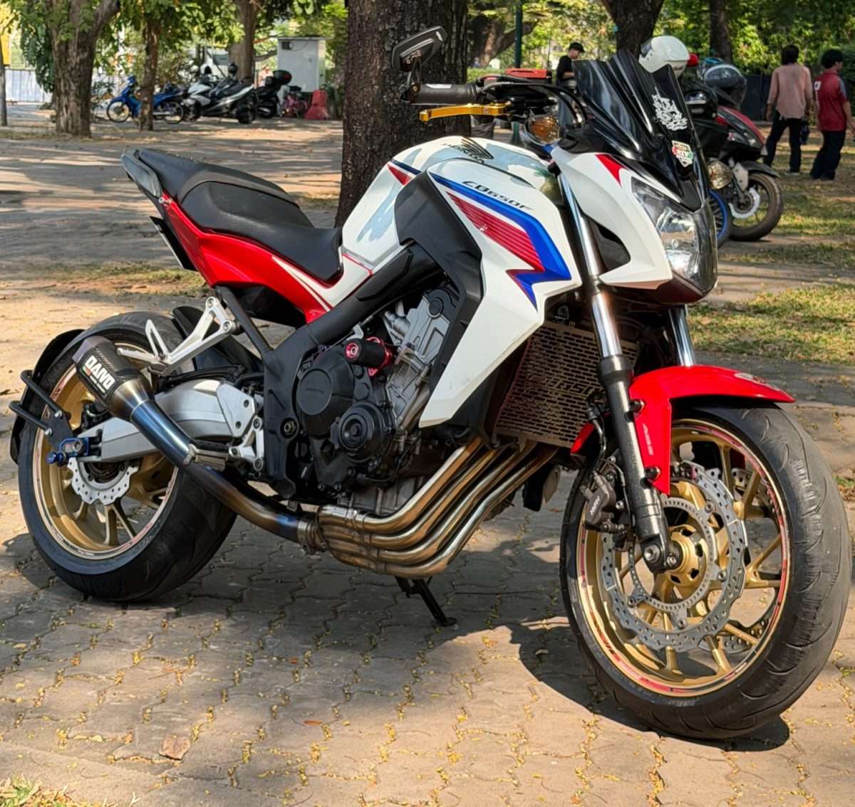 HONDA CB650F — photo 3