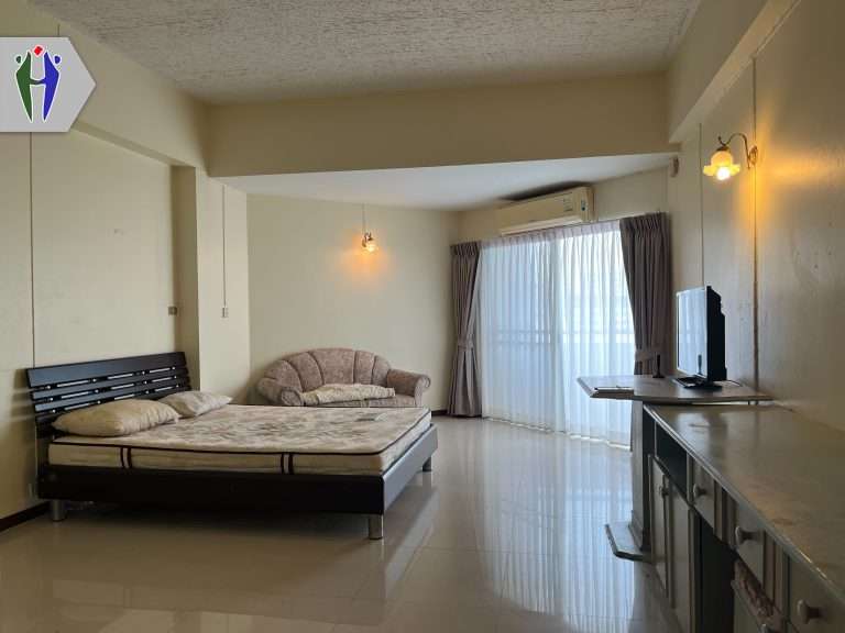 Condo for rent Pratamnak Hill 6500 baht Pattaya