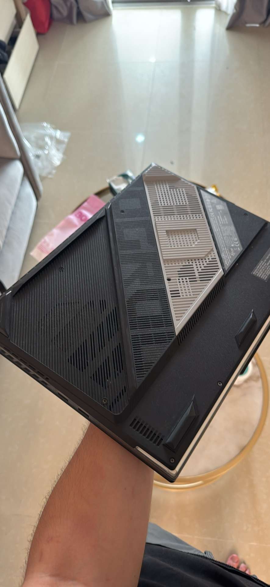 ASUS Rog strix16 4090RTX / 64GB Ram