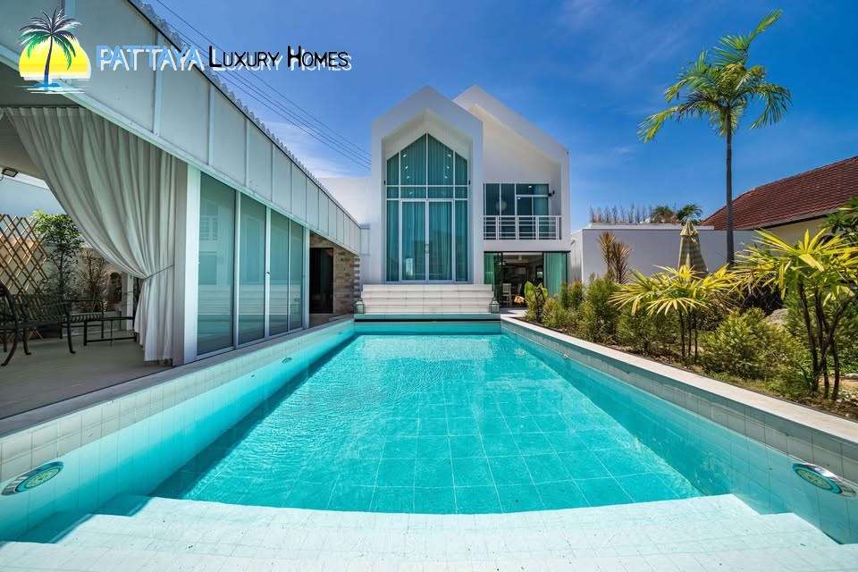 13 5mb pool villa mabprachan 4bed 3baht (10)