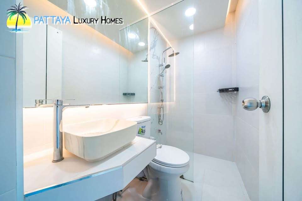 13 5mb pool villa mabprachan 4bed 3baht (13)