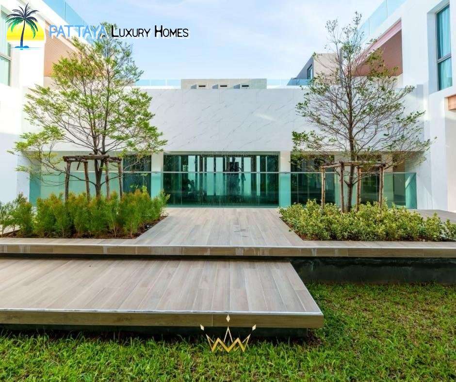 69mb 1100sqm pool villa pattaya (3)