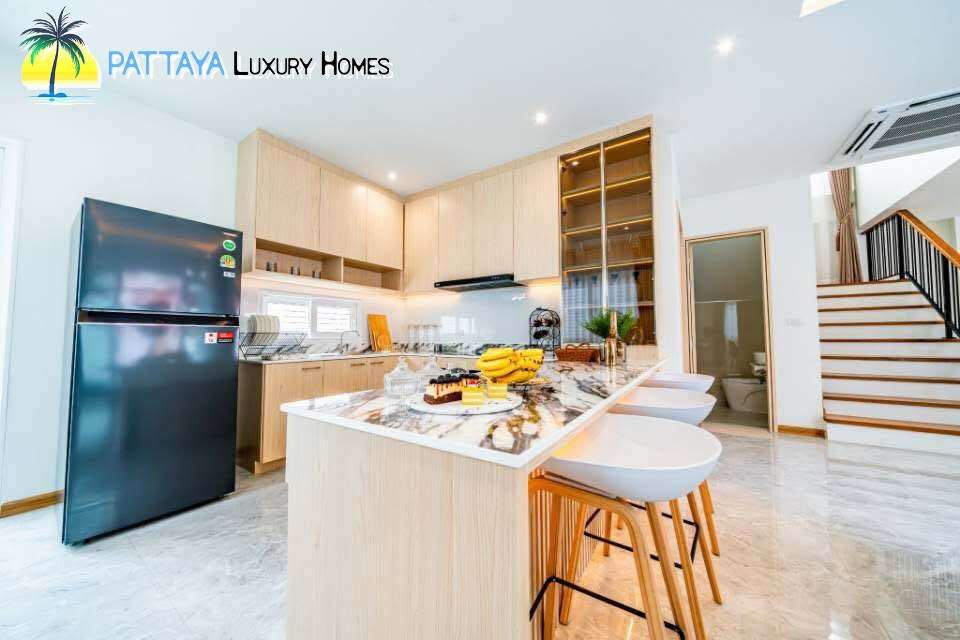 14 9mb 50tw 250sqm 4 bed 5 bath (5)