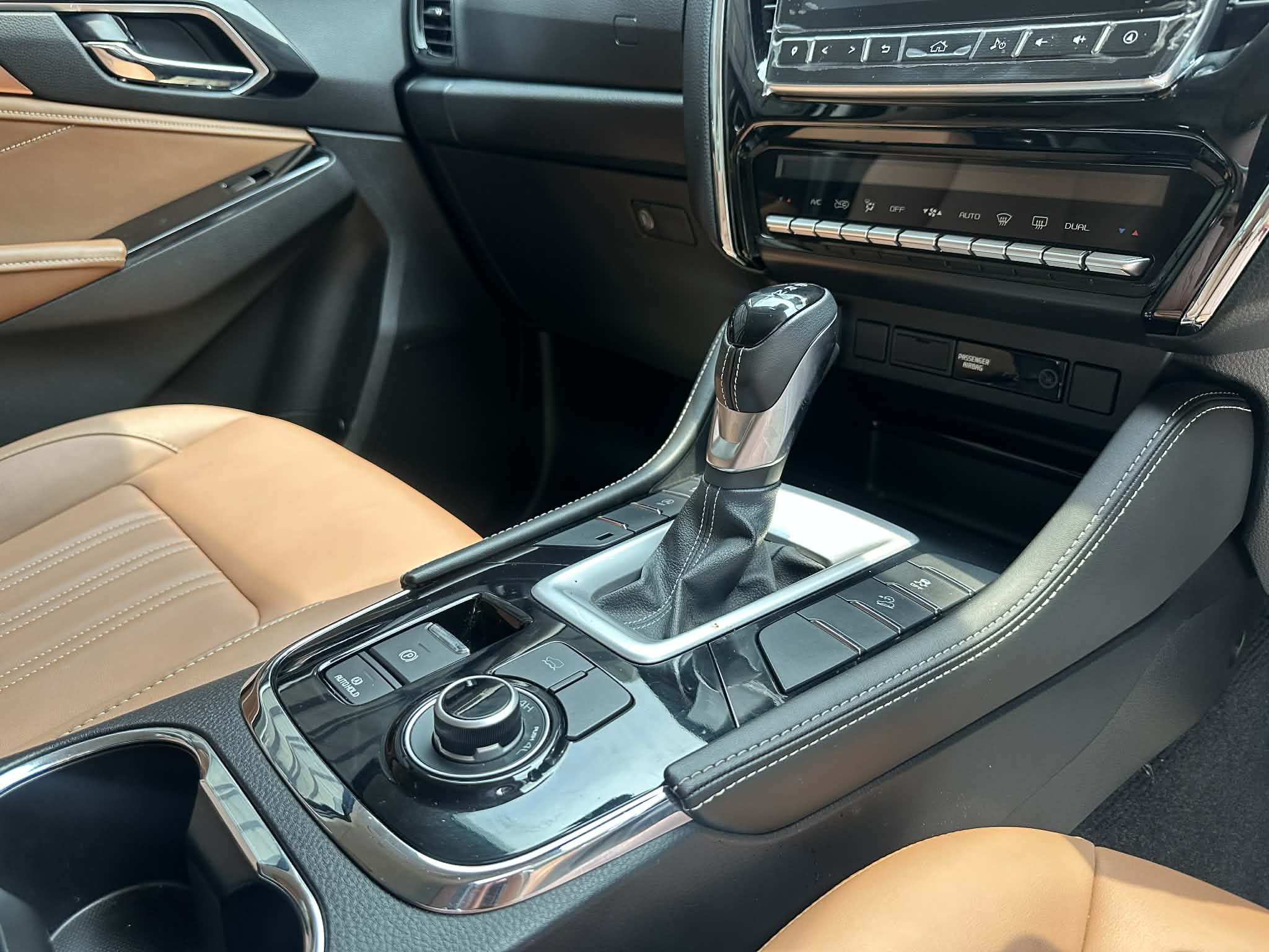 Messenger creation 8CDA993C 54D3 4A83 86DE 1A8B8A3C8864