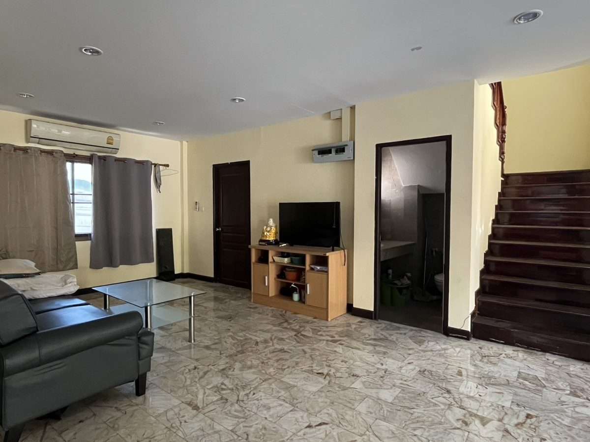 Single House 2 Stories for rent at Central Pattaya Sukhumvit — photo 3