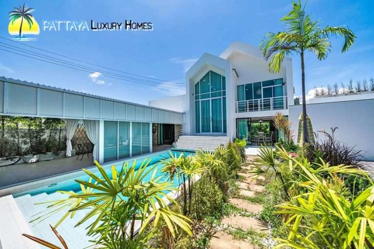 Peaceful Pool Villa on Nice Plot near Mabrachan Lake