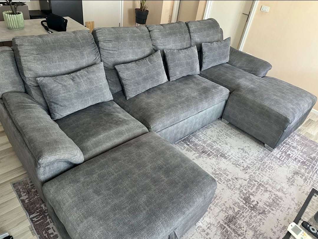 Large 300cm L-Shape Sofa &ndash; Excellent Condition