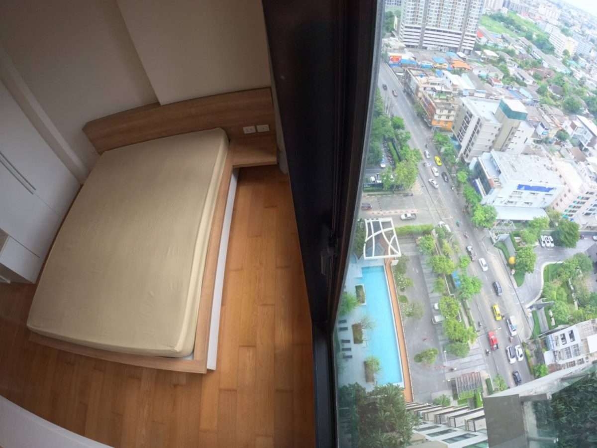 Nice Condo for sale studio Room , Blocs77 closed BTS Sukhumvit 77  ขายคอนโด ห้องสวย วิวสูง 1 นอน Blocs77 อ่อนนุช
