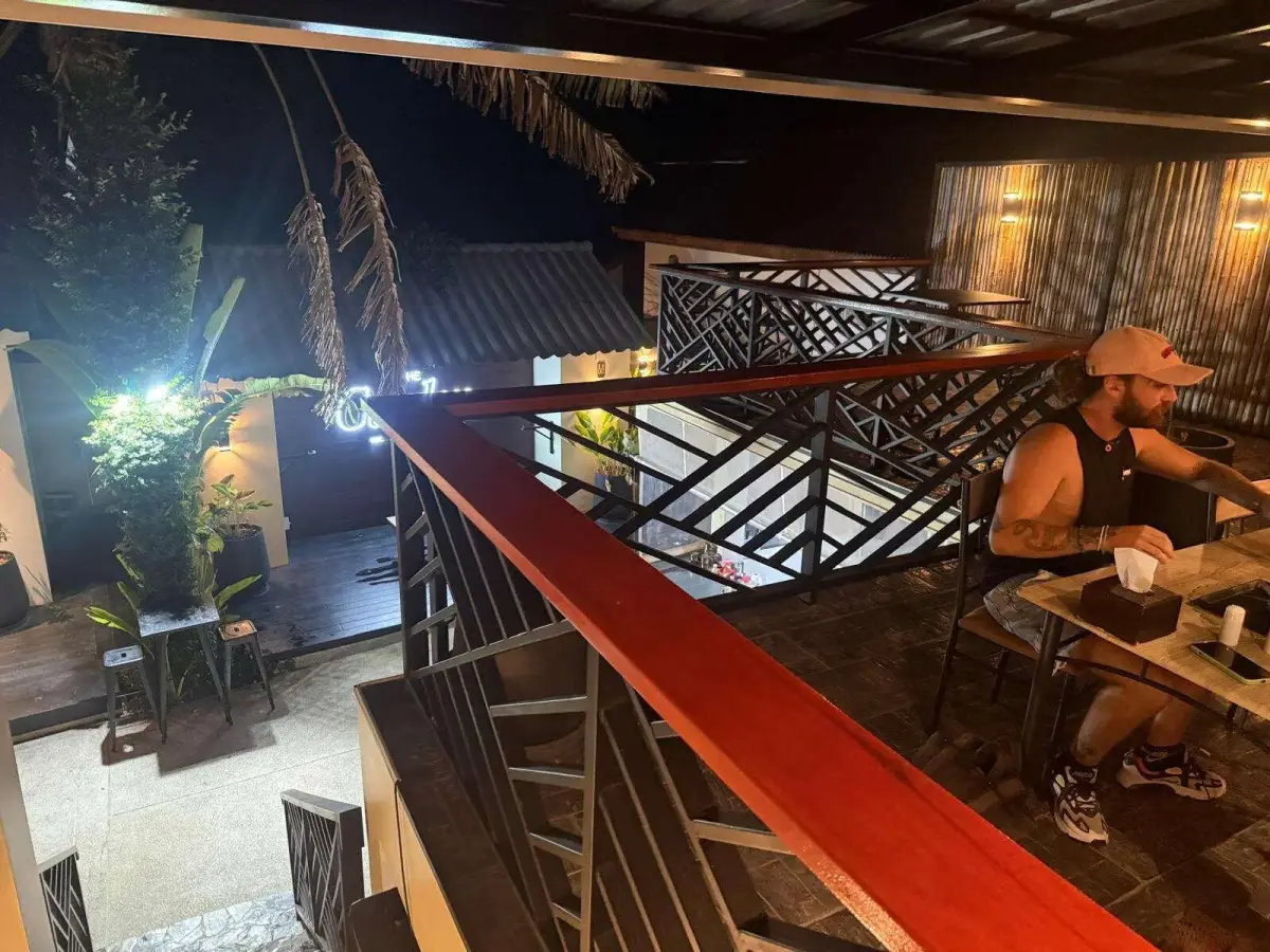Bar & Entertainment Venue in Koh Samui — photo 3