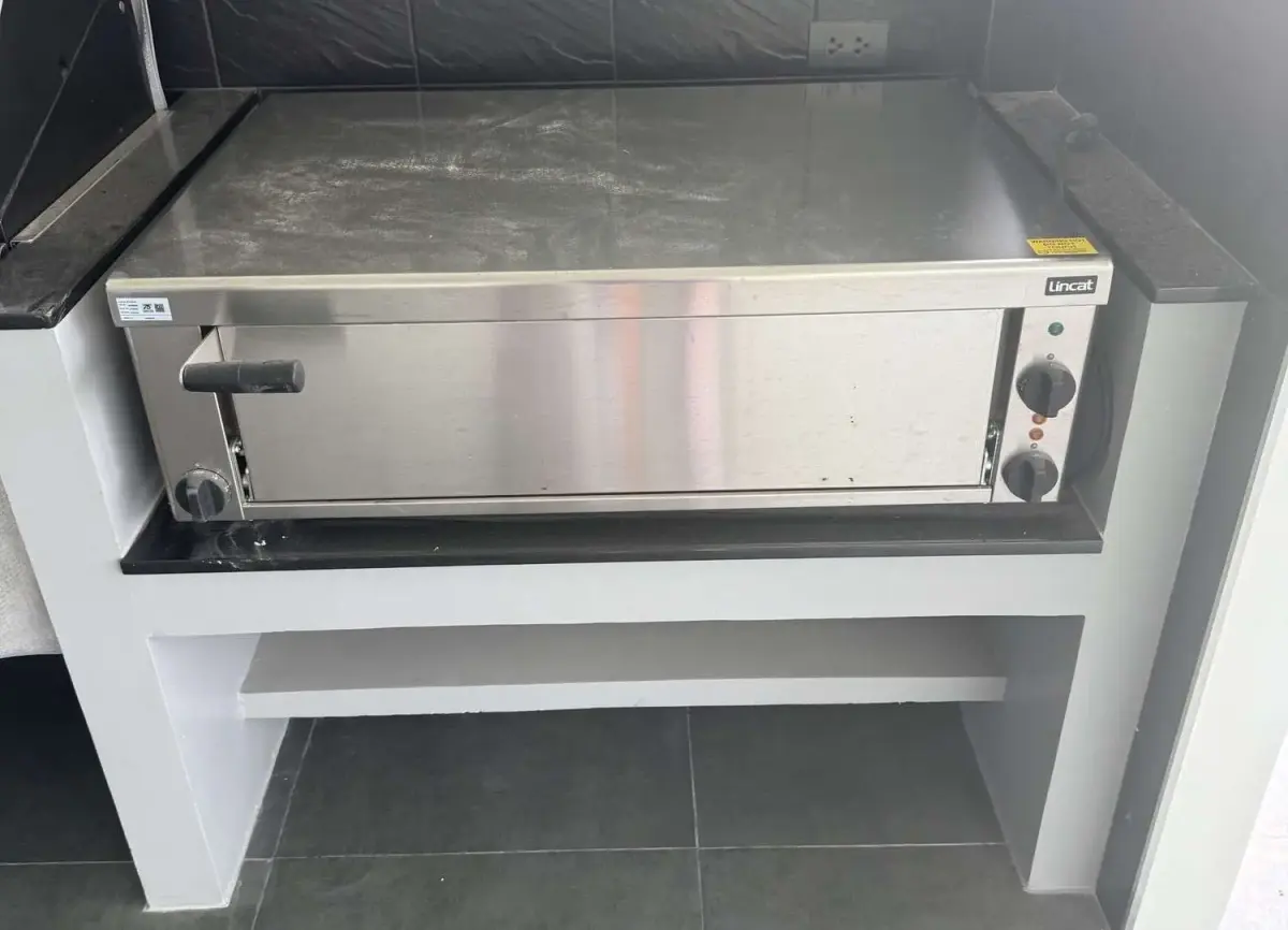 Pizza oven for sale — photo 2