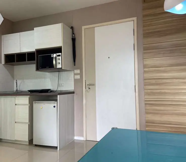 Condo Next to Jomtien Beach Pattaya for Rent