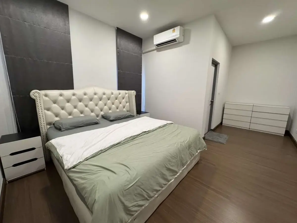 luxury corner house — photo 3