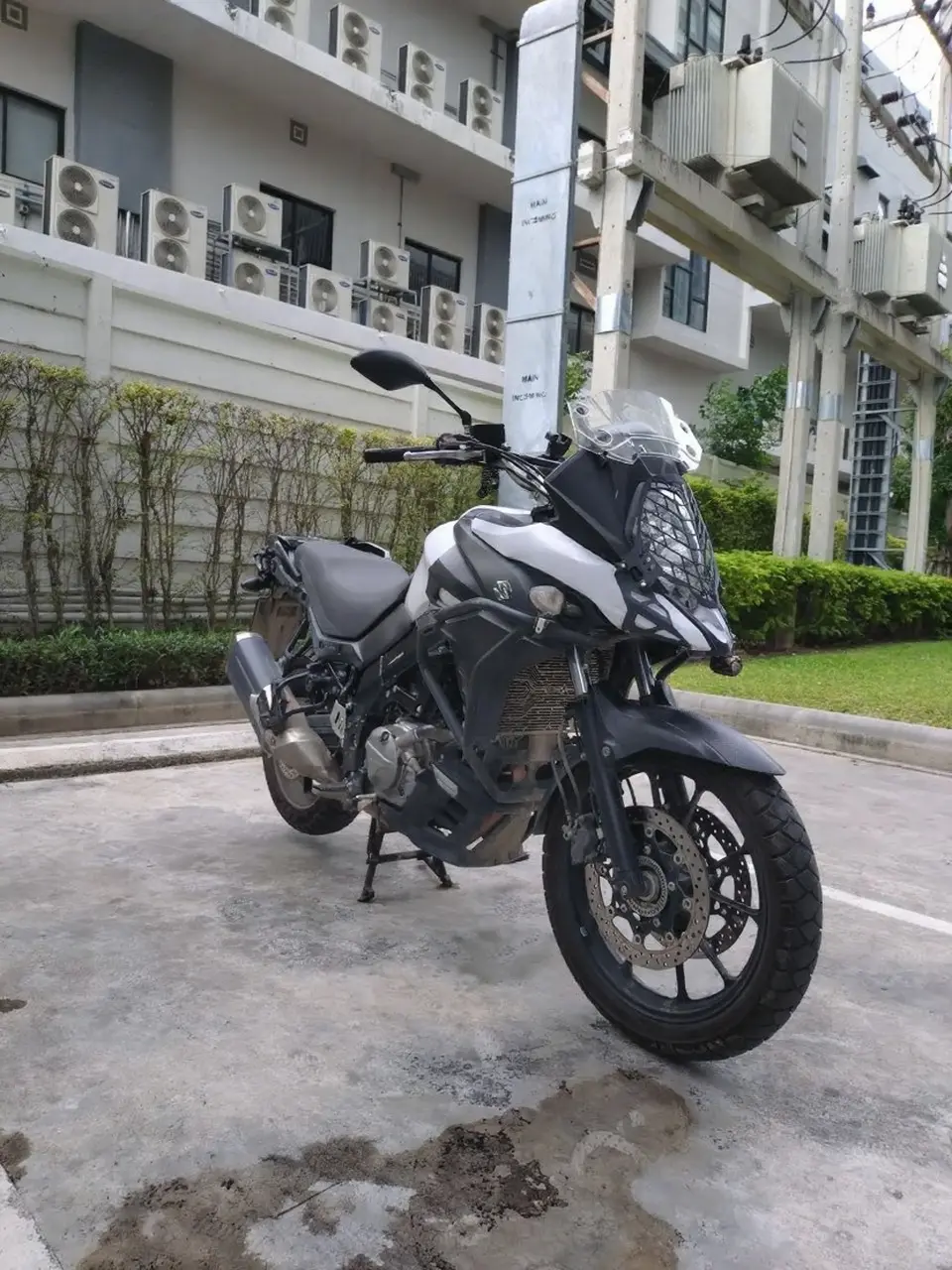 Suzuki V-Strom 650 — photo 2