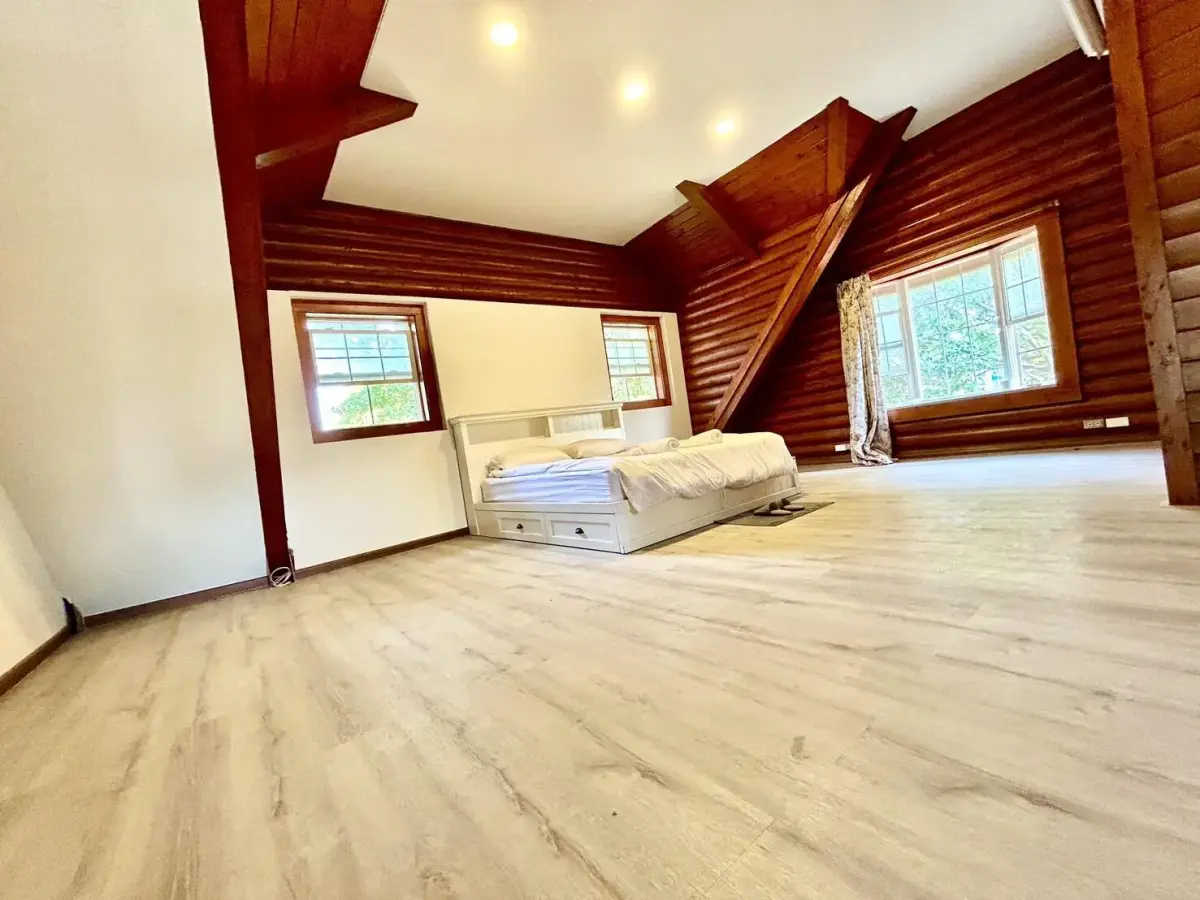 rent Wooden House 3 storey with large greenery Sankamphang,Chiangmai — photo 2