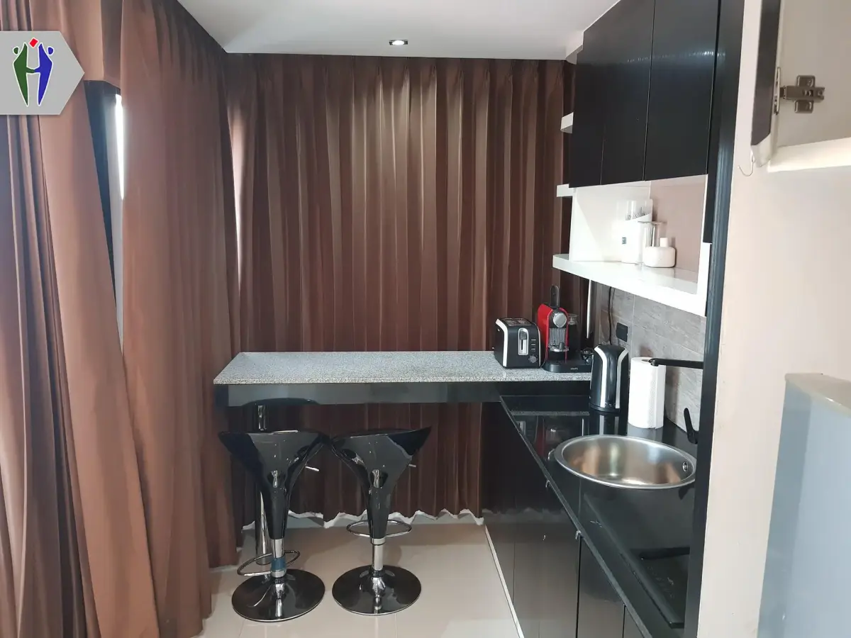Condo 51 sqm Corner unit, High Floor for Rent Close to South Pattaya. — photo 2