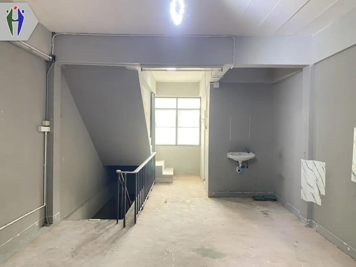 Commercial Building For Rent 15,000 baht, On Tepprasit Road Pattaya — photo 3