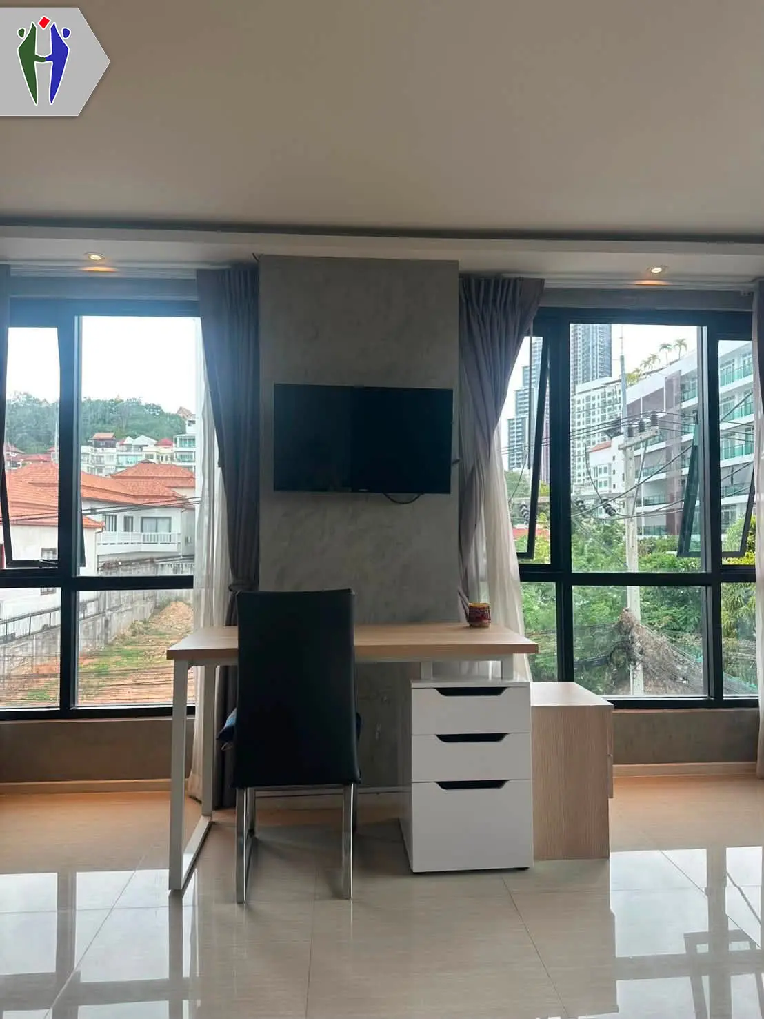 Condo For rent Pratumnak 40sqm with washing machchine — photo 2