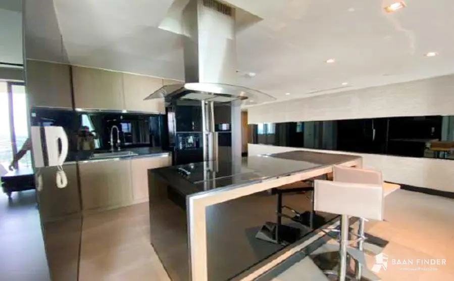 For Sale: Luxury River-View Condo at The Pano Rama 3, Bangkok — photo 2