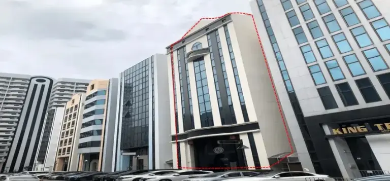 Office Building for Sale &ndash; Bangna Complex, Bangna-Trad Road, Bangkok