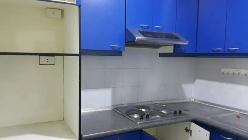For Sale: 3-Bedroom Condo at Bangna Complex, Bangkok — photo 2