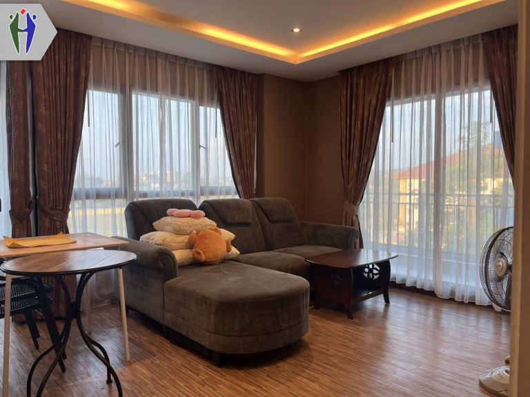 The Blue Residence BIG ROOM for rent with Washing machine.