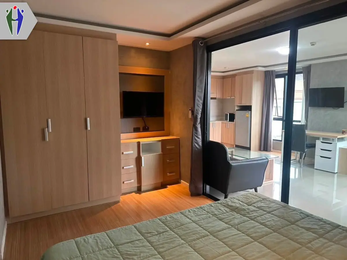 Condo For rent Pratumnak 40sqm with washing machchine — photo 3