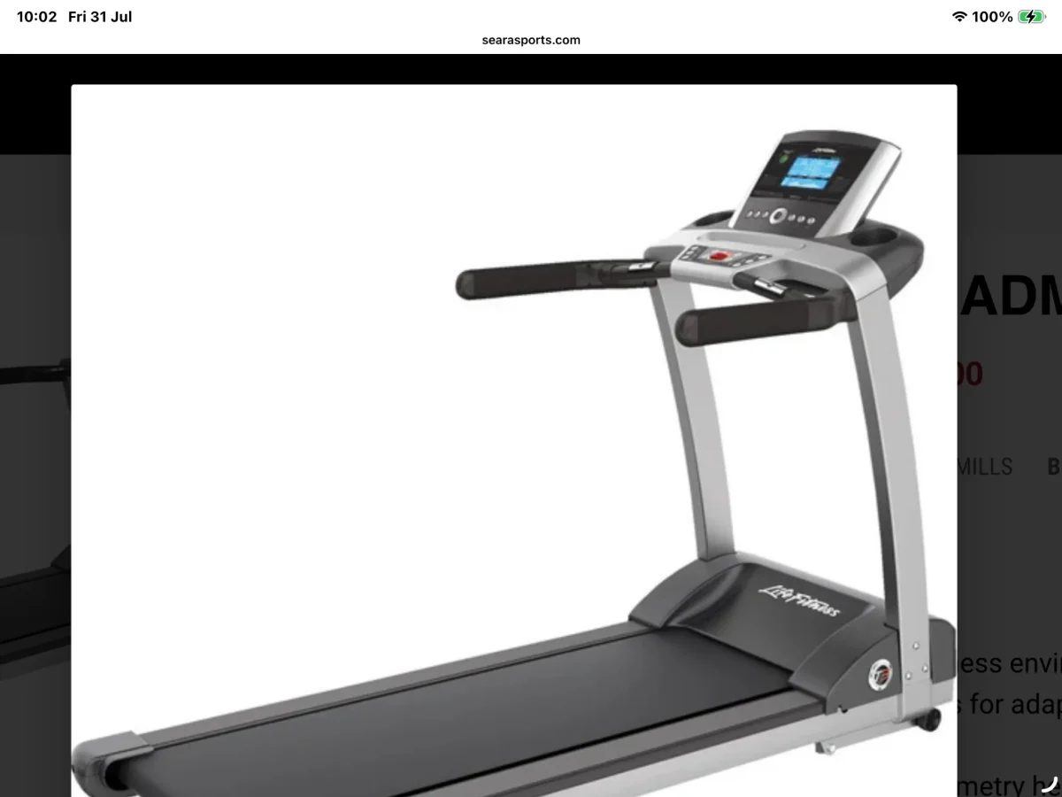 Life Fitness Treadmill — photo 1