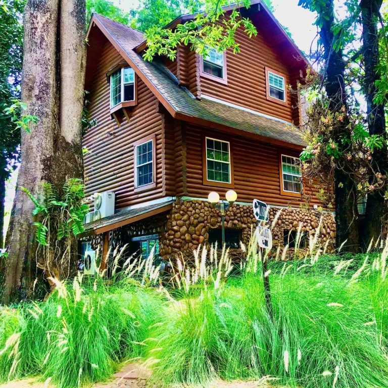 Large teak wood house for sale, surrounded by nature on over 1 rai of land, with the option adding at Chiang Mai.