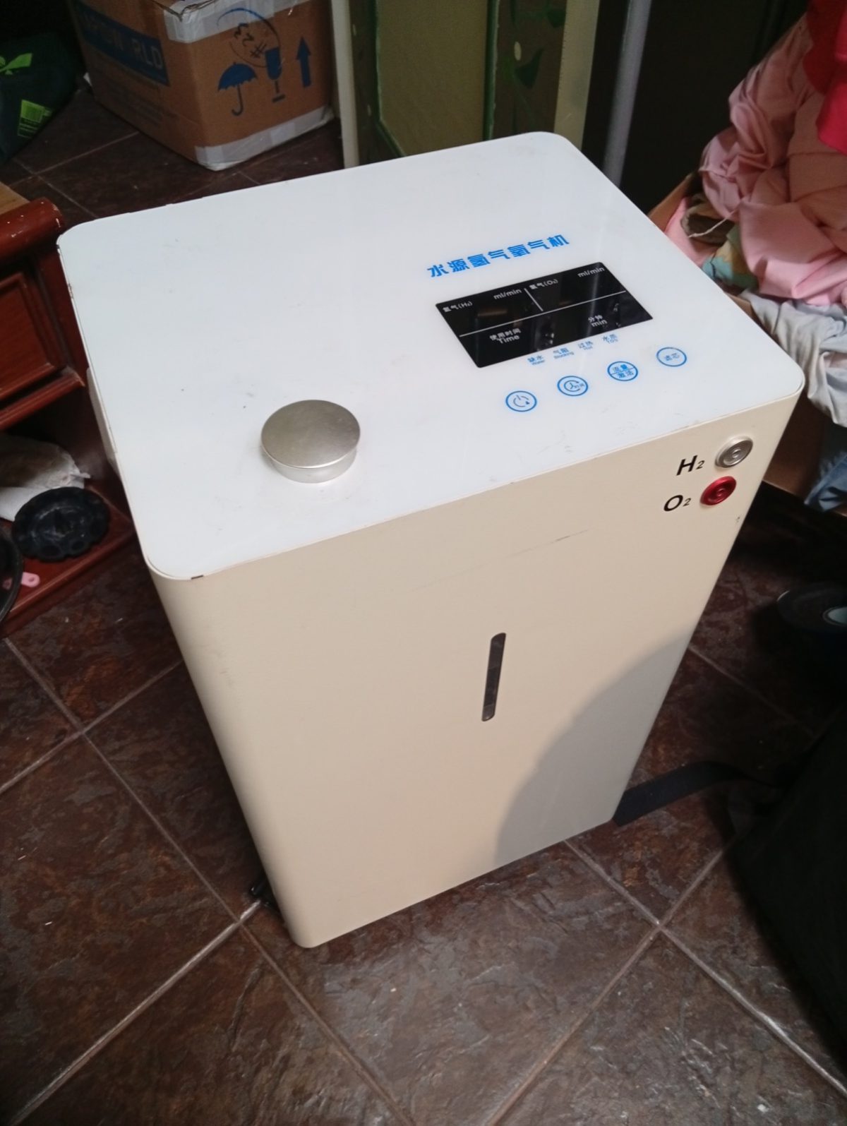 Hydrogen &amp; Oxygen Generator QY3000HS &mdash; 3000ml/min, barely used