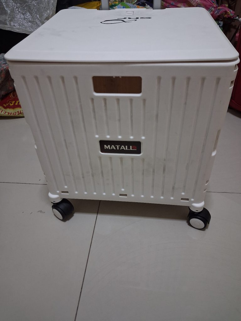Foldable shopping cart