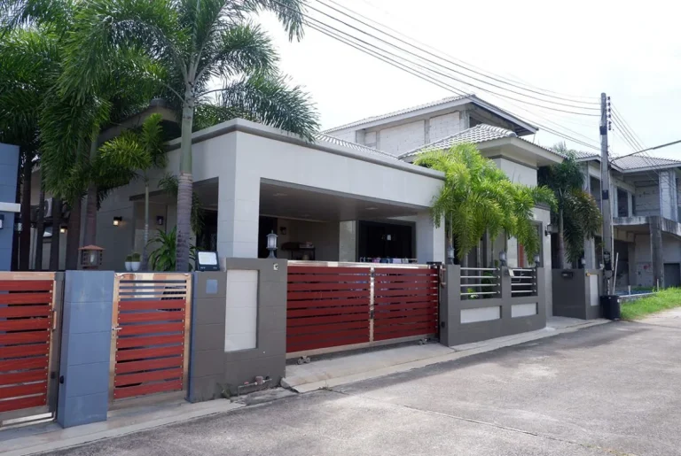 3-Bedroom House for Sale in East Pattaya