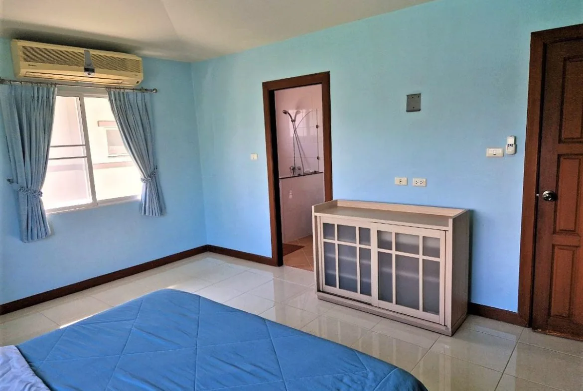 3-Bedroom House for Sale in East Pattaya — photo 3