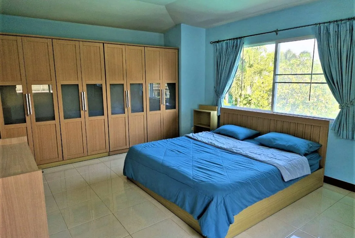 3-Bedroom House for Sale in East Pattaya — photo 2