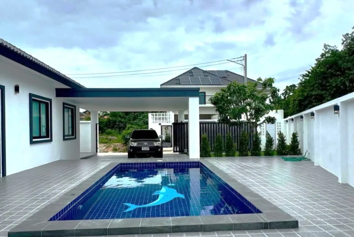 3-Bedroom Pool Villa for Sale in Huay Yai — photo 1