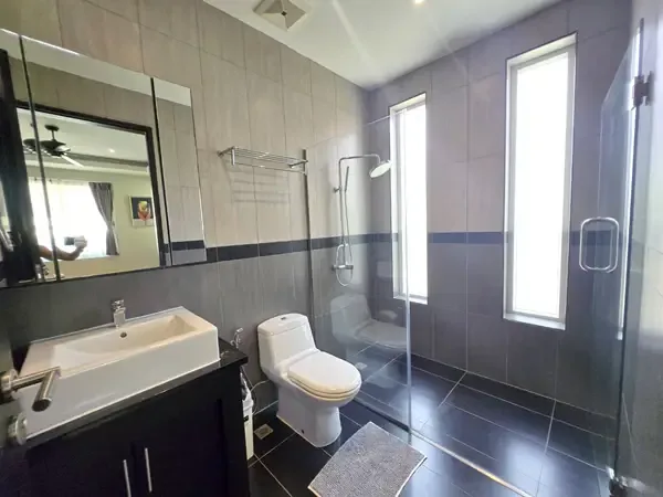 4-Bedroom Pool Villa for Sale in East Pattaya – Whispering Palms — photo 2
