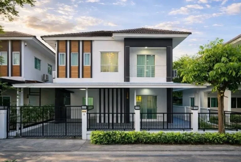 4-Bedroom House for Sale in East Pattaya