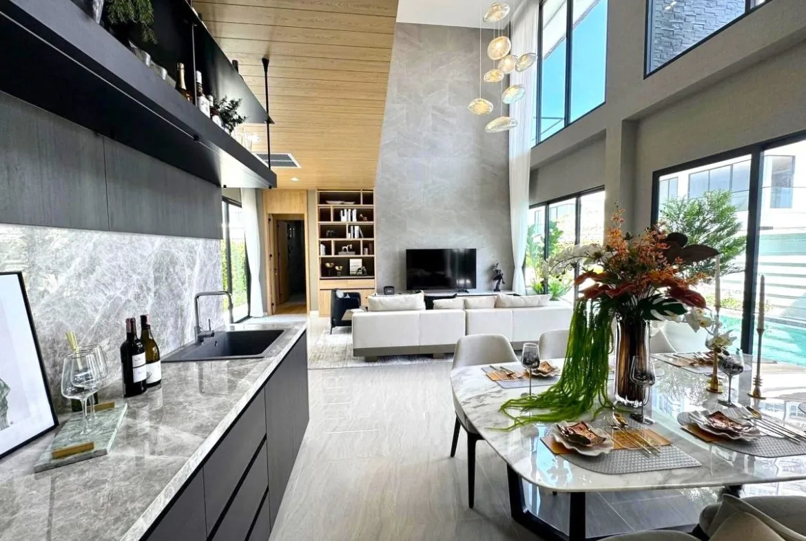 5-Bedroom Pool Villa for Sale in South Pattaya — photo 3
