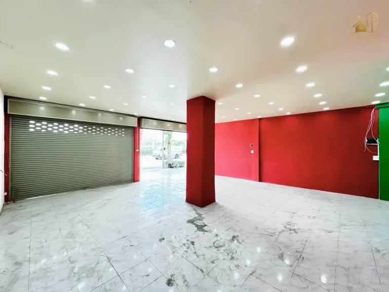 Commercial Building for Rent (2 Adjoining Units)  3-story building with connected interiors Located opposite the King Rama IX Commemorative Park (279-rai park)