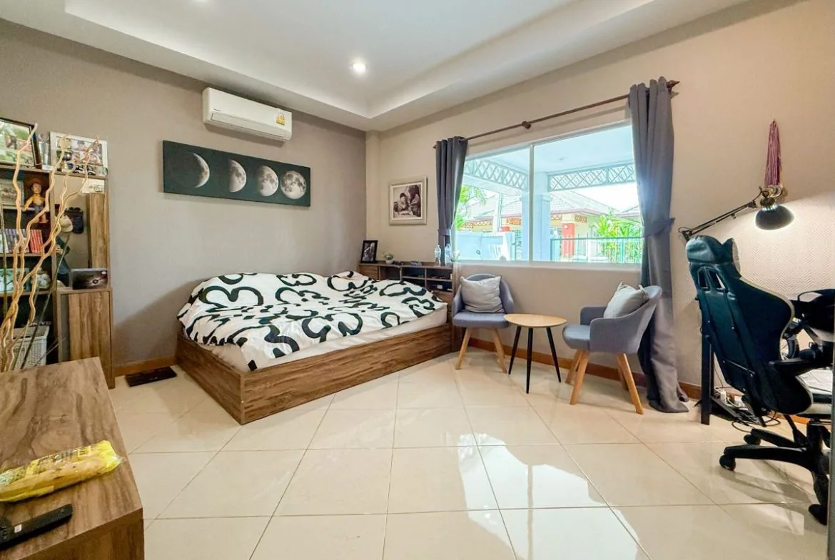 4-Bedroom House for Sale in East Pattaya — photo 2