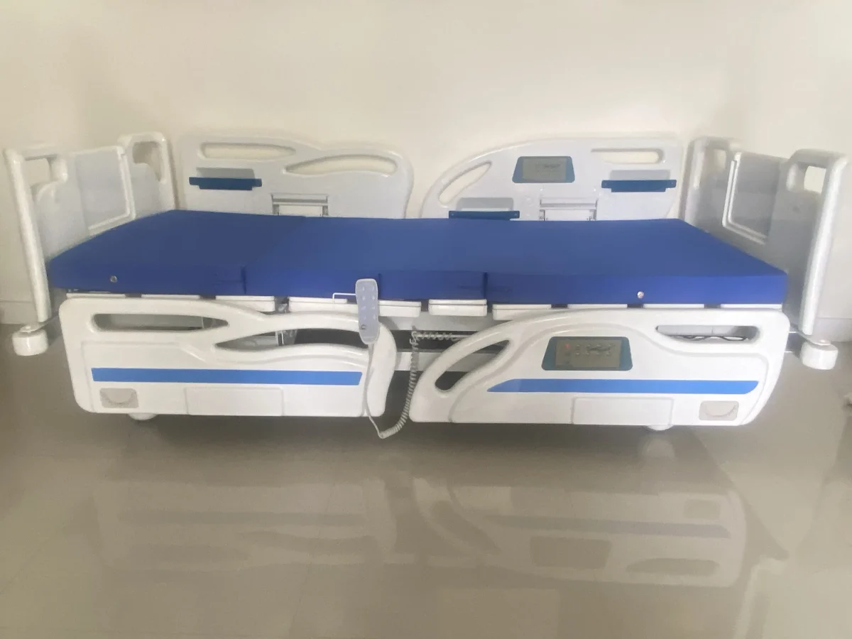 HOME / HOSPITAL BED — photo 1